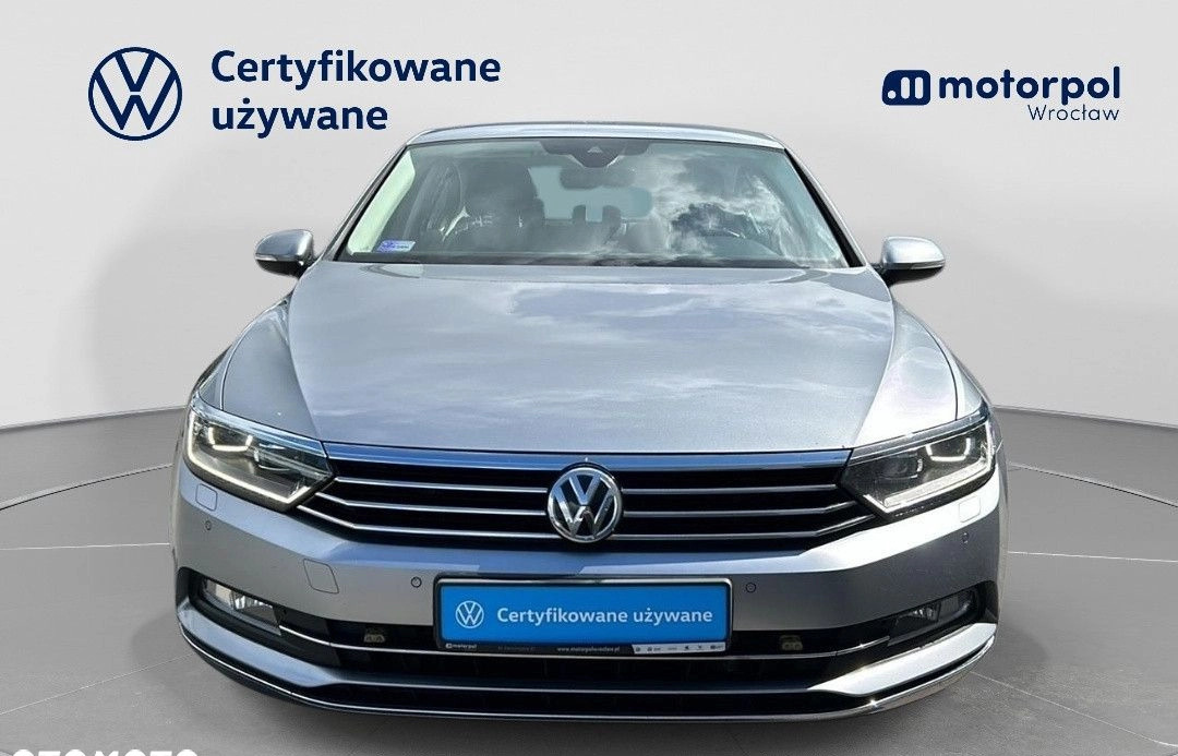 Volkswagen Passat cena 89900 przebieg: 150197, rok produkcji 2019 z Wągrowiec małe 466